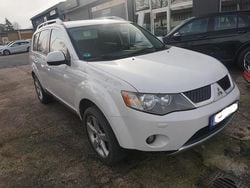Weiß Gebraucht 2010 Mitsubishi Outlander Intense SUV | 2.699 € (Guter Preis)