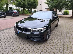 Schwarz Gebraucht 2020 BMW 520 Shadowline Kombi | 17.999 € (Superpreis)