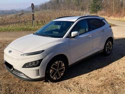 Weiß Gebraucht 2021 Hyundai Kona SUV | 16.400 € (Guter Preis)