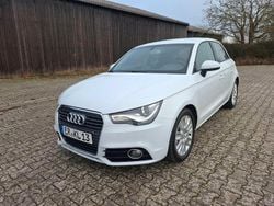 Weiß Gebraucht 2012 Audi A1 Sportback Ambition Kleinwagen | 9.500 € (Fairer Preis)