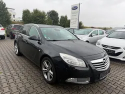 Schwarz Gebraucht 2011 Opel Insignia Sport Kombi | 4.500 € (Teuer)