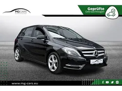 Kosmosschwarz Gebraucht 2013 Mercedes B200 Urban Van / Kleinbus | 11.950 € (Etwas zu teuer)