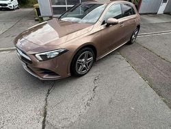 Gold Gebraucht 2022 Mercedes A250 AMG line Limousine | 26.000 € (Guter Preis)