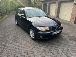 Schwarz Gebraucht 2006 BMW 116 Sport Line Kleinwagen | 2.800 € (Fairer Preis)