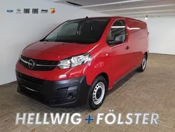 Rot Gebraucht 2023 Opel Vivaro-e Combi Basis Van | 35.569 € (Etwas zu teuer)