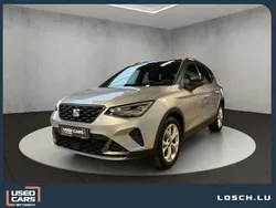 Grau Gebraucht 2024 Seat Arona FR SUV | 21.490 € (Fairer Preis)