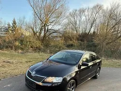 Schwarz Gebraucht 2014 Skoda Rapid Elegance Limousine | 7.950 € (Etwas zu teuer)
