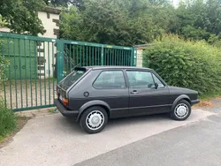 Schwarz Gebraucht 1983 VW Golf I GTI Limousine | 25.112 €