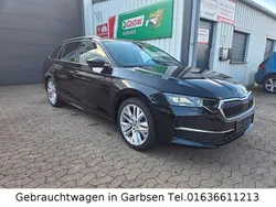 Schwarz Gebraucht 2024 Skoda Octavia Selection Limousine | 33.499 € (Fairer Preis)