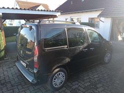 Gebraucht 2015 Citroën Berlingo SELECTION Van / Kleinbus | 7.400 € (Fairer Preis)