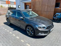 Grau Gebraucht 2019 VW Passat Kombi | 16.500 € (Superpreis)