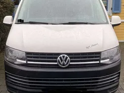 Weiß Gebraucht 2016 VW T6 Trendline Van | 26.500 € (Teuer)