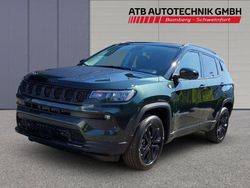 Gruen Gebraucht 2024 Jeep Compass North SUV | 41.290 €