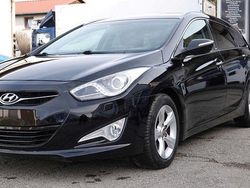 Schwarz Gebraucht 2015 Hyundai i40 Premium Kombi | 9.500 € (Fairer Preis)