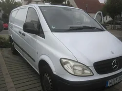Weiß Gebraucht 2007 Mercedes Vito Van / Kleinbus | 4.900 € (Fairer Preis)