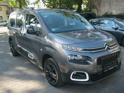 Grau Gebraucht 2022 Citroën Berlingo Feel Van / Kleinbus | 18.900 €