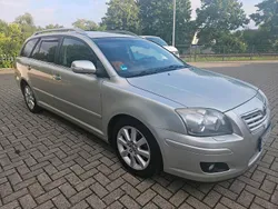 Silber Gebraucht 2007 Toyota Avensis Kombi | 2.699 € (Fairer Preis)