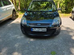 Blau Gebraucht 2006 Ford Fiesta Trend Kleinwagen | 2.600 € (Teuer)