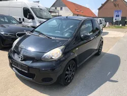 Schwarz Gebraucht 2011 Toyota Aygo Edition Kleinwagen | 3.390 € (Fairer Preis)
