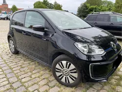 Schwarz Gebraucht 2018 VW e-up! Kleinwagen | 9.500 € (Fairer Preis)