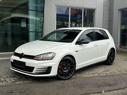 Weiß Gebraucht 2015 VW Golf VII GTI Limousine | 16.700 € (Fairer Preis)