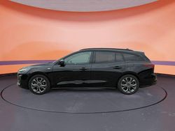 Schwarz Gebraucht 2024 Ford Focus ST-Line X Kombi | 20.980 € (Guter Preis)