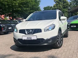 Weiß Gebraucht 2012 Nissan Qashqai I-Way SUV | 7.900 € (Etwas zu teuer)