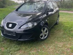 Schwarz Gebraucht 2008 Seat Altea Reference Van / Kleinbus | 2.200 € (Guter Preis)