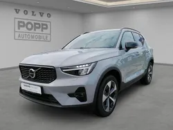 Vapour grey / metallic Gebraucht 2024 Volvo XC40 Plus SUV | 34.540 € (Guter Preis)