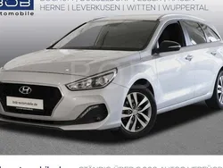 Silber Gebraucht 2018 Hyundai i30 Passion Kombi | 14.444 € (Guter Preis)
