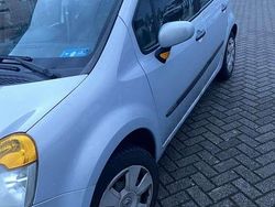 Gebraucht 2004 Renault Modus Authentique Van / Kleinbus | 1.300 € (Etwas zu teuer)