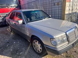 Gebraucht 1990 Mercedes E230 | 5.000 €