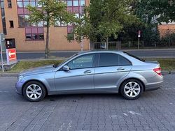 Silber Gebraucht 2010 Mercedes C200 Edition Limousine | 7.700 € (Teuer)