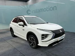 Weiß Gebraucht 2022 Mitsubishi Eclipse Cross SUV | 25.649 € (Fairer Preis)