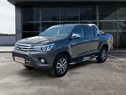 Marlingrau metallic Gebraucht 2016 Toyota HiLux Executive Abholung | 30.940 € (Etwas zu teuer)