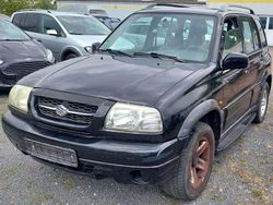 Schwarz Gebraucht 2000 Suzuki Grand Vitara SUV | 3.500 €