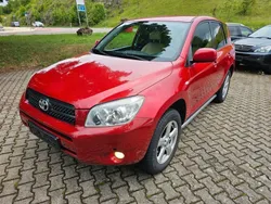 Rot Gebraucht 2007 Toyota RAV4 SUV | 6.990 € (Fairer Preis)