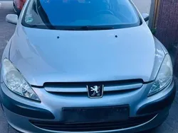 Silber Gebraucht 2004 Peugeot 307 Kleinwagen | 400 € (Superpreis)