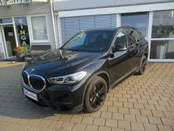 Schwarz Gebraucht 2021 BMW X1 Sport Line SUV | 27.900 € (Etwas zu teuer)