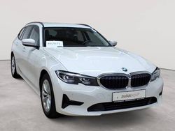 Alpinweiß Gebraucht 2021 BMW 318 Advantage Kombi | 20.390 € (Guter Preis)
