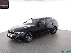 Schwarz (metallic) Gebraucht 2022 BMW 320 Shadowline Kombi | 26.880 € (Guter Preis)