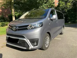 Silber Gebraucht 2021 Toyota Proace Verso Kombi | 29.500 € (Superpreis)