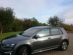 Grau Gebraucht 2018 VW e-Golf Kleinwagen | 14.499 € (Fairer Preis)