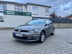 Grau Gebraucht 2013 VW Golf VII Highline Kleinwagen | 10.000 € (Fairer Preis)