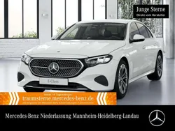 Weiß Gebraucht 2024 Mercedes E300 Avantgarde Limousine | 49.980 € (Guter Preis)
