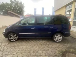 Blau Gebraucht 2009 VW Sharan United Van / Kleinbus | 4.200 € (Guter Preis)