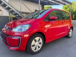 Rot Gebraucht 2020 VW e-up! Kleinwagen | 10.900 € (Guter Preis)