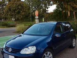 Blau Gebraucht 2004 VW Golf IV Trendline Limousine | 2.499 € (Fairer Preis)