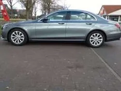 Grau Gebraucht 2019 Mercedes E220 Avantgarde Limousine | 29.990 € (Fairer Preis)