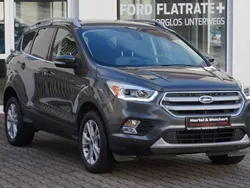 Grau Gebraucht 2016 Ford Kuga Titanium SUV | 15.990 € (Fairer Preis)